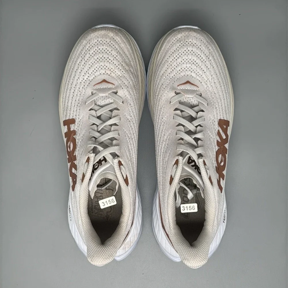 Hoka One One‎ Mach 5 Cream Bronze Running Shoes Women's Sz 8B
